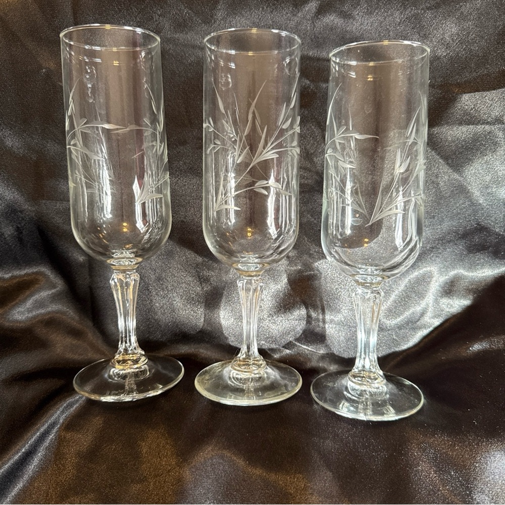 3 Vintage Princess House Etched Blown Glass Champagne Flutes In Wheat Pattern